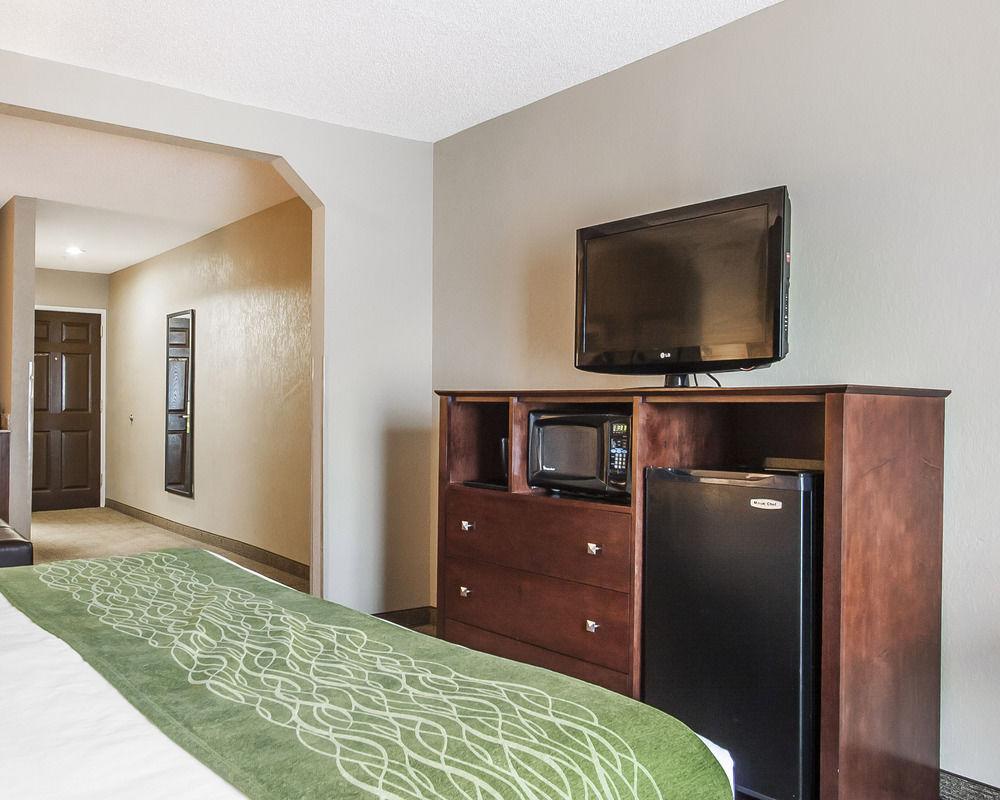 Comfort Inn Us Hwy 80 Demopolis Экстерьер фото