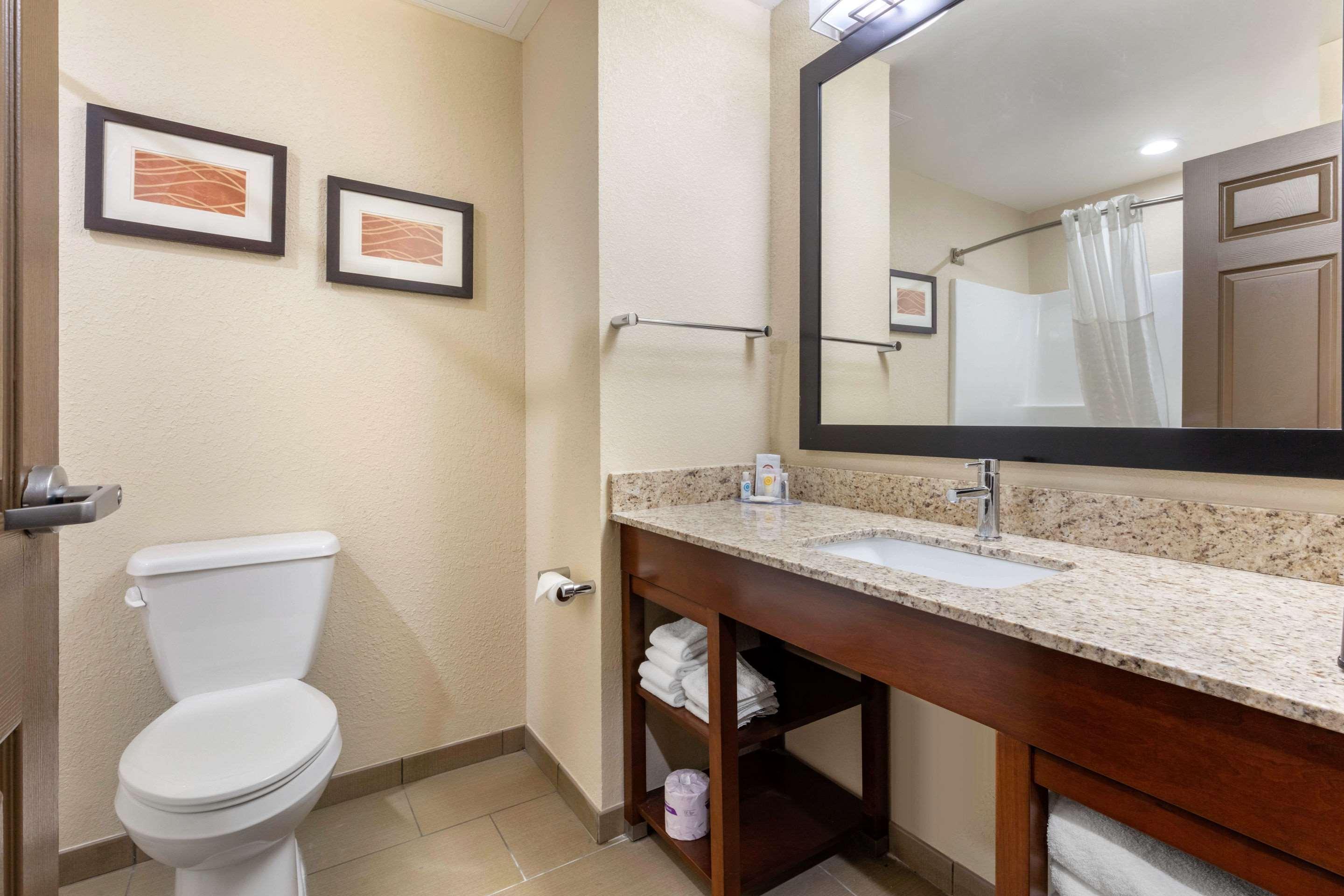 Comfort Inn Us Hwy 80 Demopolis Экстерьер фото