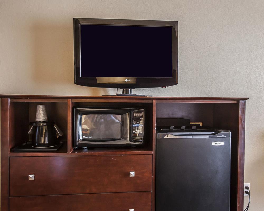 Comfort Inn Us Hwy 80 Demopolis Экстерьер фото