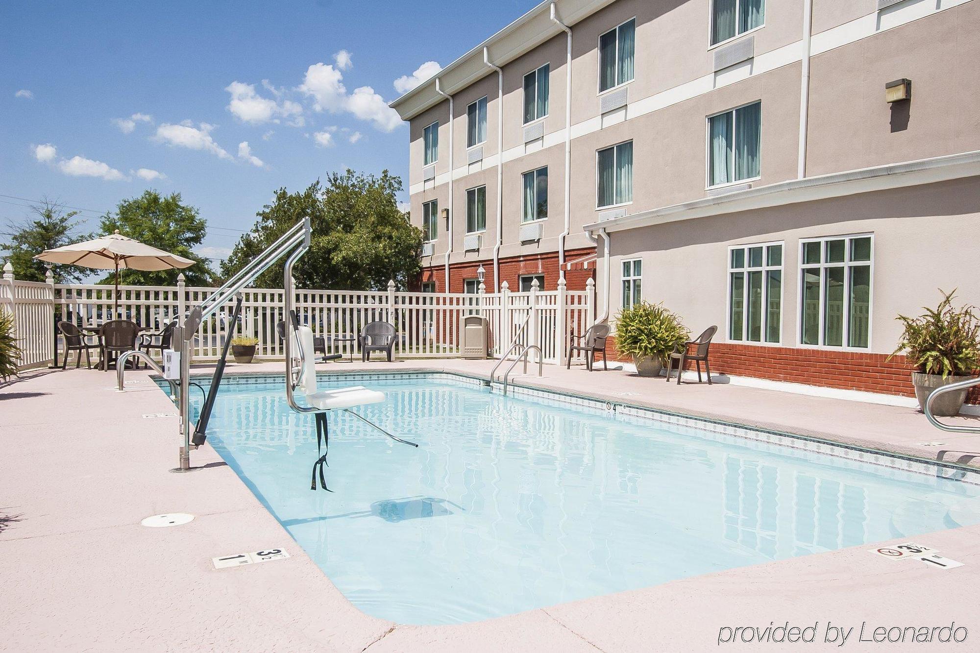 Comfort Inn Us Hwy 80 Demopolis Экстерьер фото